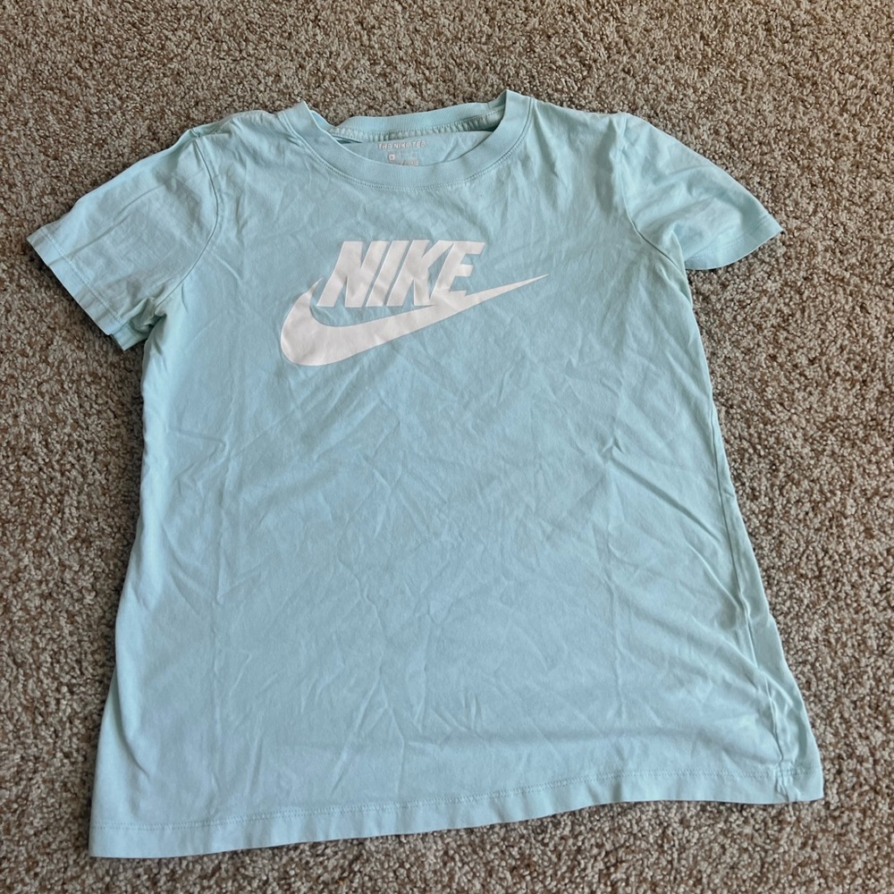 NIKE T-SHIRT